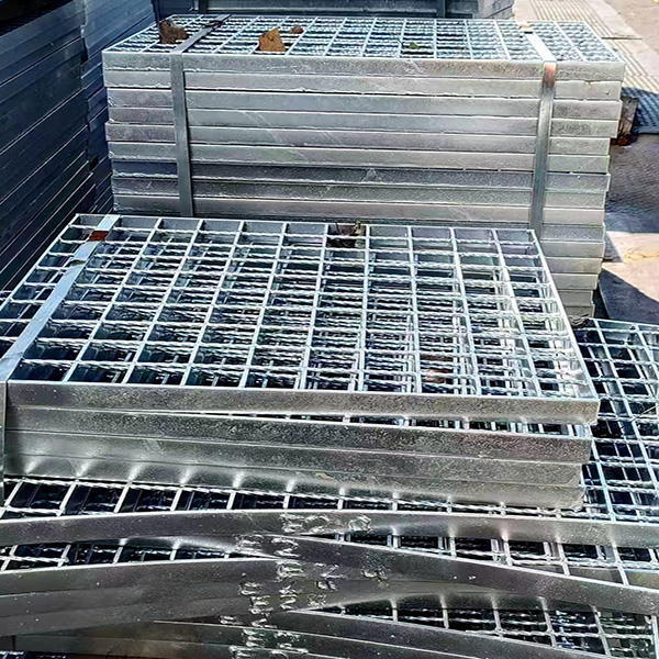 普通镀锌钢格栅板