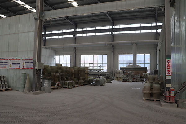 玻璃钢管件车间