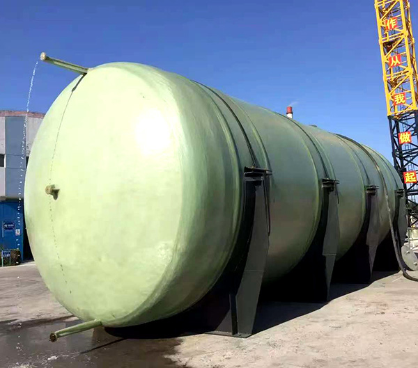 Fiberglass horizontal tank