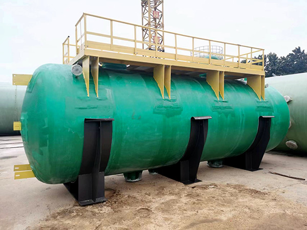 Fiberglass container